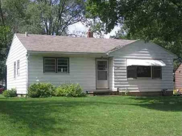 1308 Vermont St, Waterloo, IA 50702