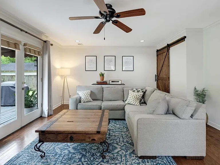 3731 Oakley Ave — Photo 18