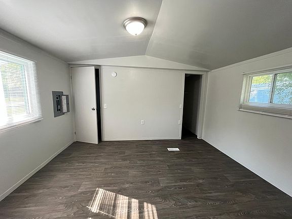 4th image of 1200 S 4th Ave #33