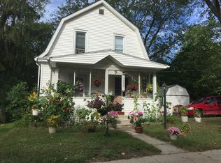 1222 Maple Ave, Jackson, MI 49203