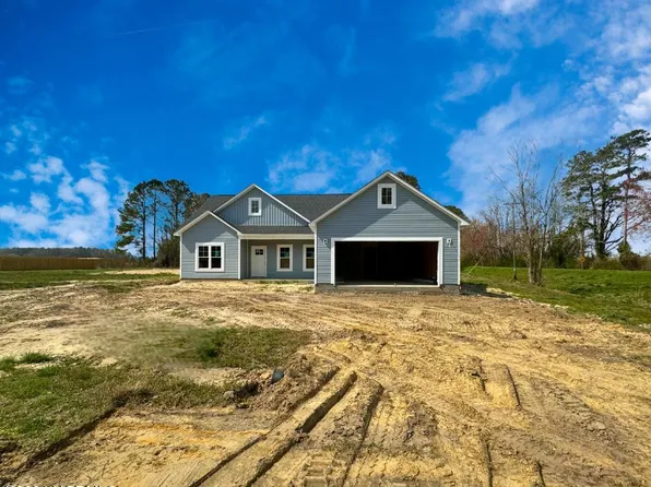 18 Cindy Road, Richlands, NC 28574