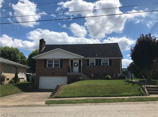1127 Courtland Rd, Weirton, WV 26062