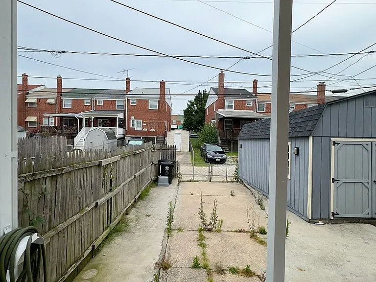 1922 Ewald Ave — Photo 8
