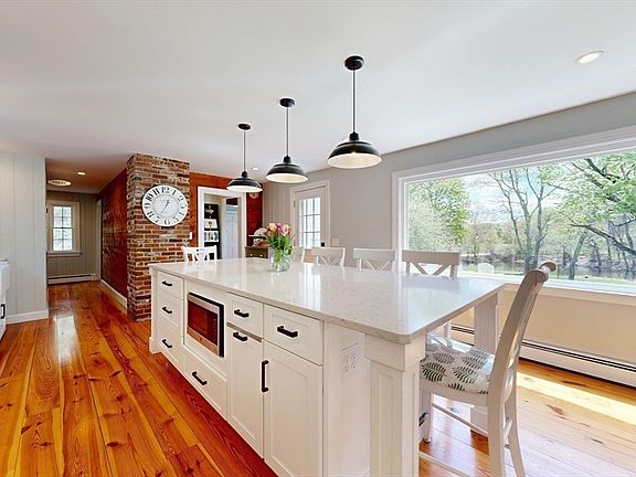 5th image of 375 Linebrook Rd