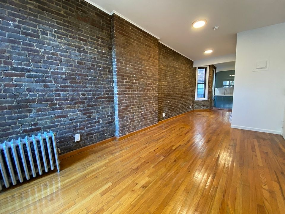 1st image of 230 E 83rd St APT 4RW