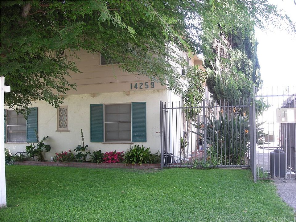 2nd image of 14259 Dickens St APT 8