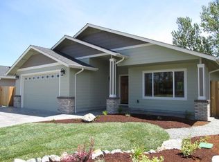 1587 Kokanee Ln, Grants Pass, OR 97527