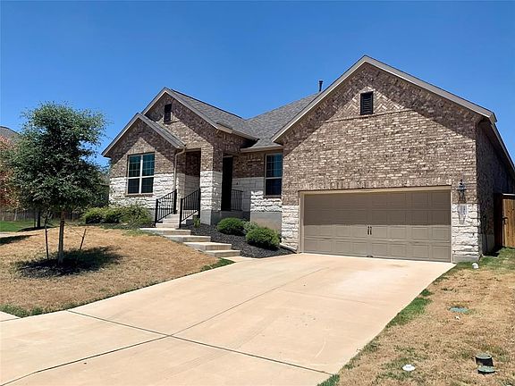 2nd image of 2401 Carretera Dr