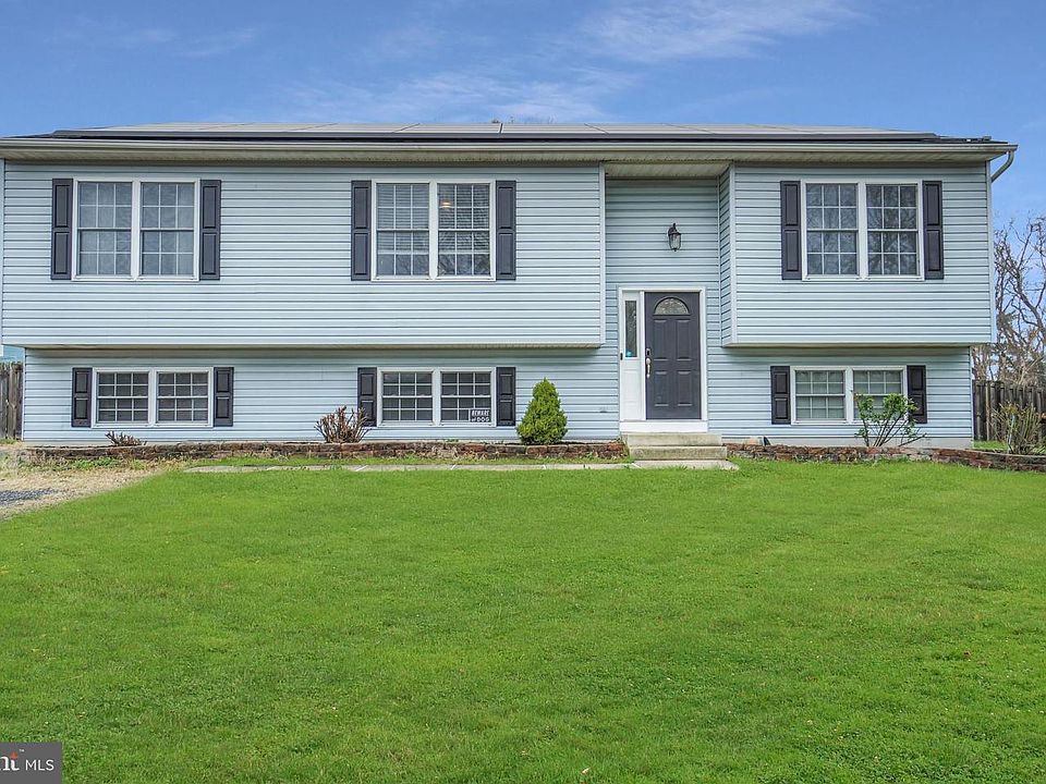 1st image of 102 Westley Ave