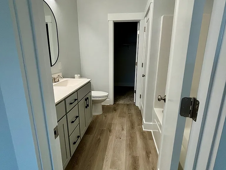 Second floor, master full bathroom