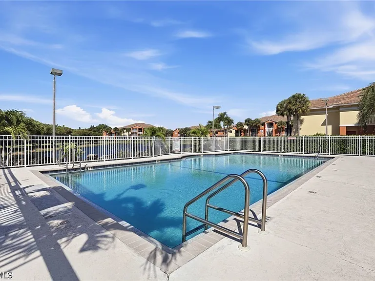 6321 Aragon Way #306 — Photo 26