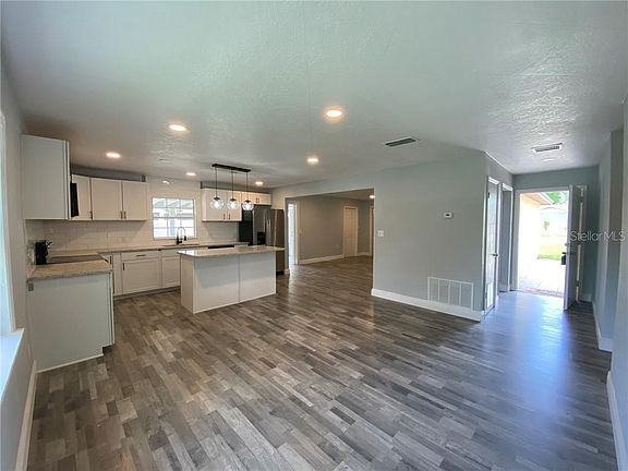 2nd image of 8677 Hillside Dr
