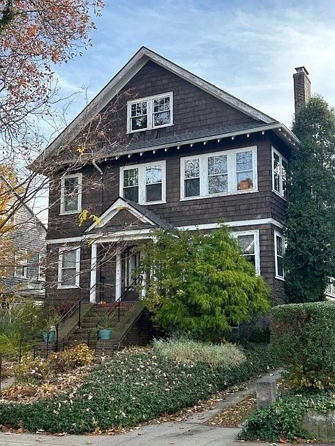 2 bed, 1.0 bath, 1500 sqft, $3,400 — Photo 2