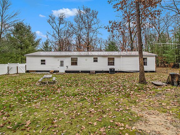4th image of 251 N Northwood Dr