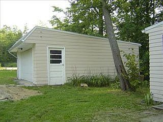 2nd image of 16120 Hautala Rd