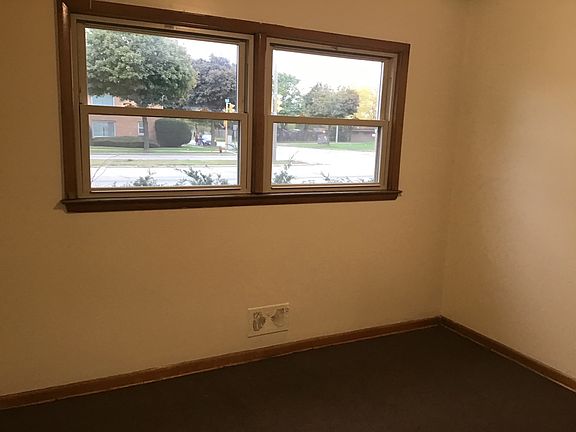 4th image of 7101-7105 W Appleton Ave #7105-1