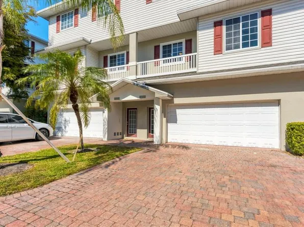 3324 W 10th Ln, Palmetto, FL 34221