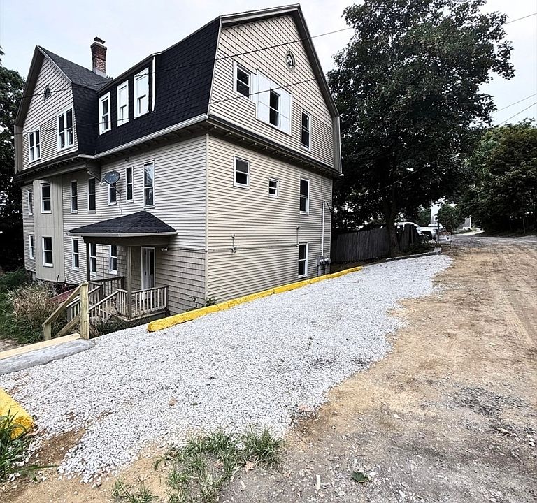 1st image of 139 Lincoln St