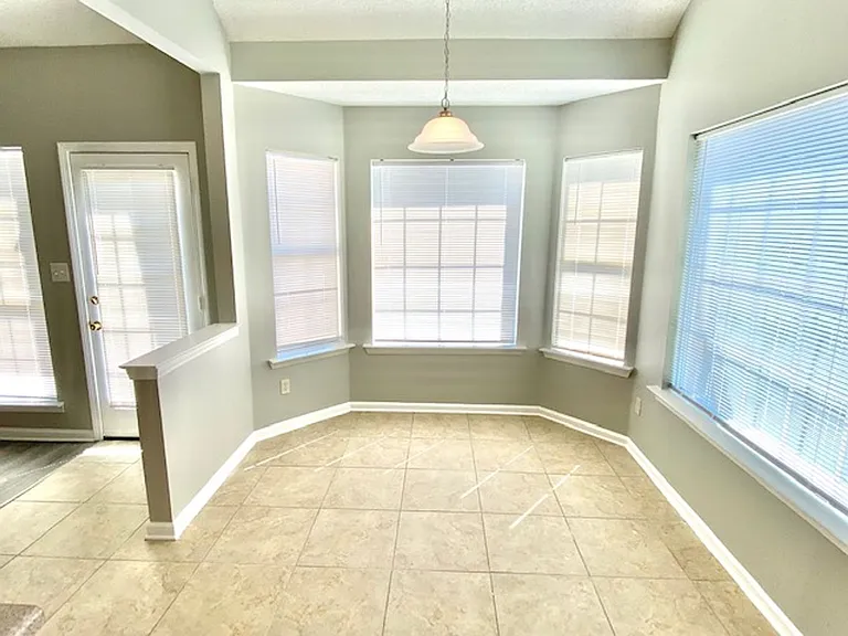 9035 Weeping Cherry Ln — Photo 8