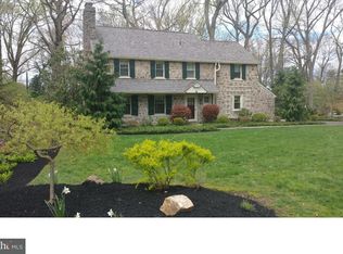 301 Woods Rd, Glenside, PA 19038