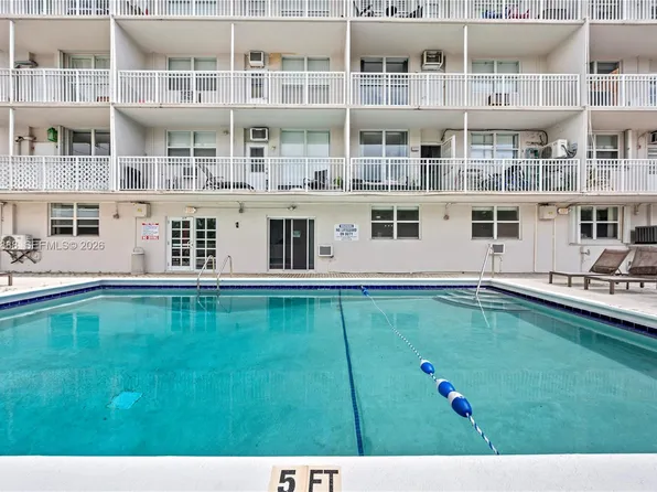 1300 Lincoln Rd #C205, Miami Beach, FL 33139