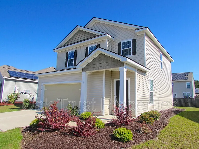 3 bed, 2.5 bath, 1625 sqft, $2,250 — Photo 2