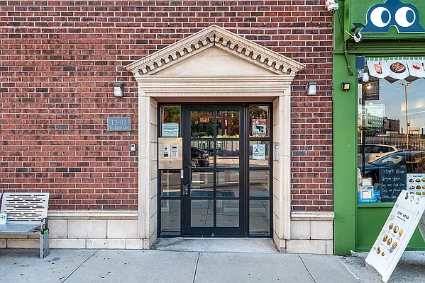 Rented by Forma New York LLC | media 11