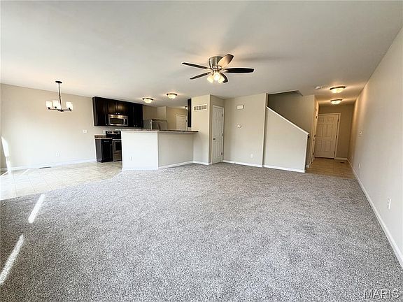 3rd image of 615 Country Heights Dr
