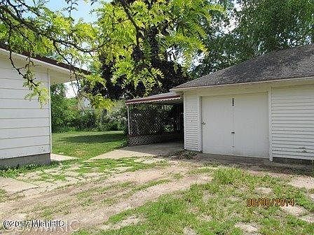 4th image of 338 E Marion Ave
