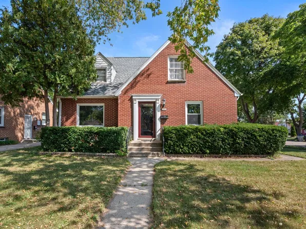 7862 West Beckett AVENUE, Milwaukee, WI 53218