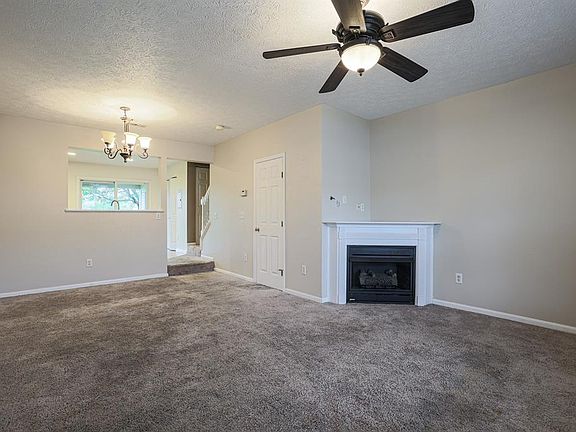 4th image of 2435 Tarpon Bay Dr