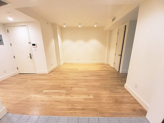 3rd image of 633 Marcy Ave #202