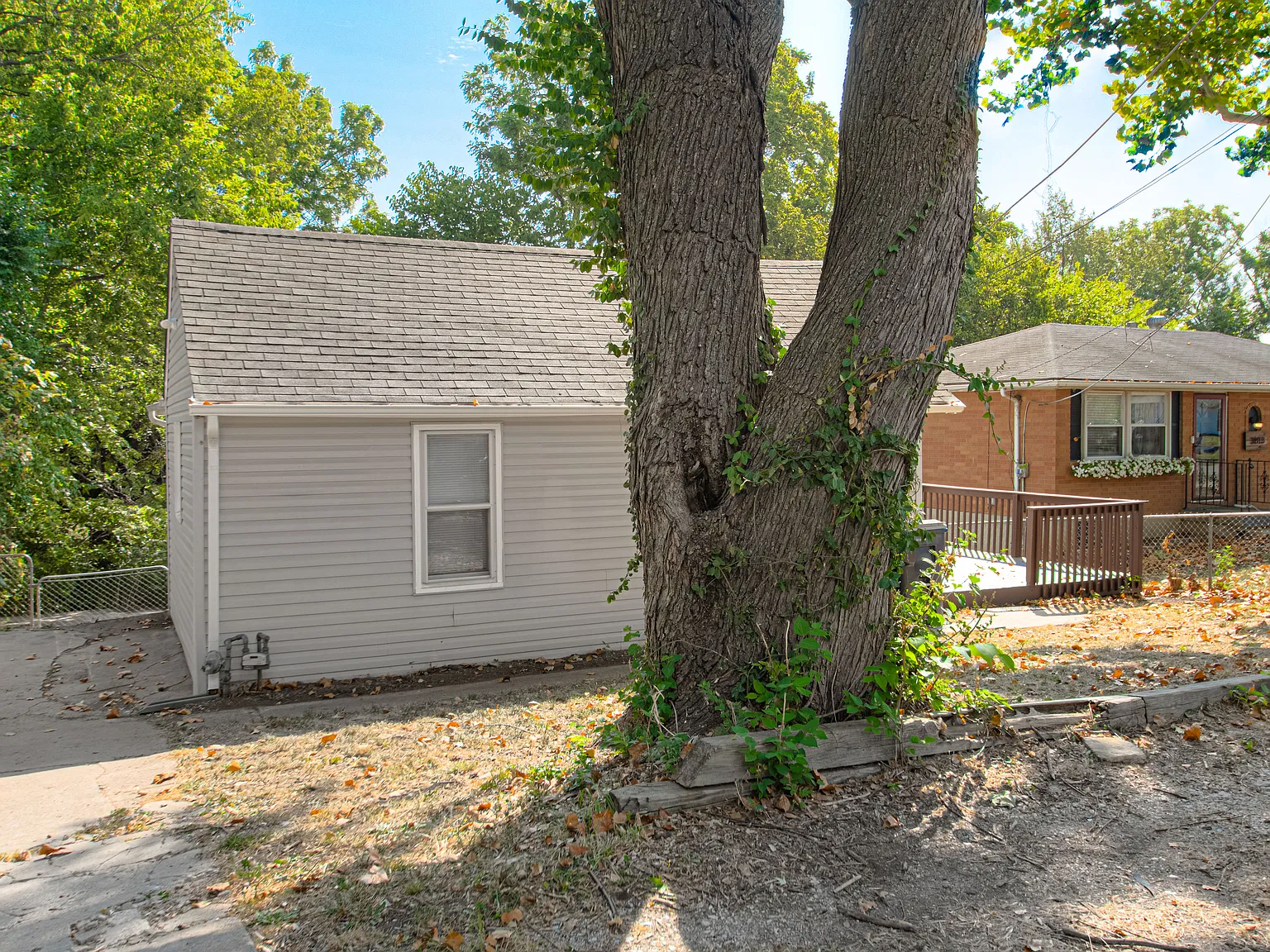 2 bed, 756 sqft, $1,500 — Photo 2