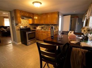 27 Benedict St, Providence, RI 02907