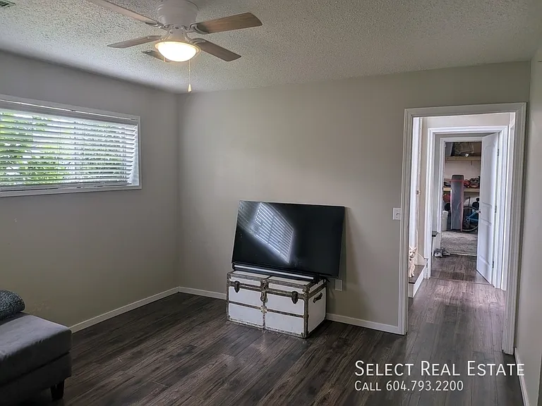 9170 Coote St #B — Photo 6