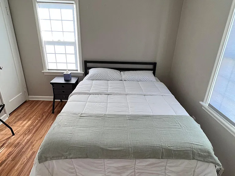 324 E 100 N — Photo 34