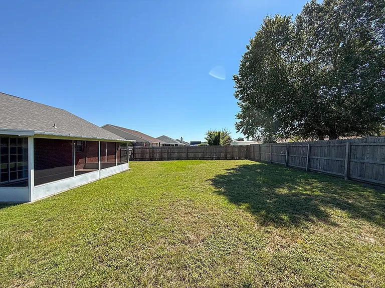 1519 Sandcliff Dr — Photo 23