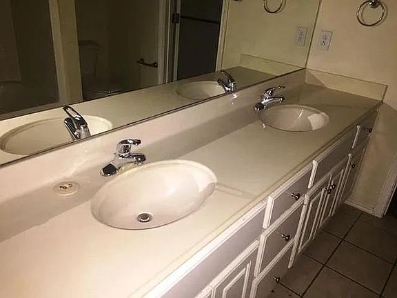 3rd image of 9706 Avenue U APT B