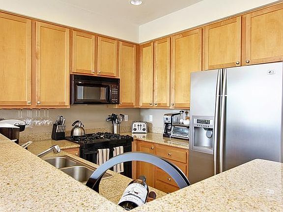 4th image of 5517 Lakemont Blvd SE