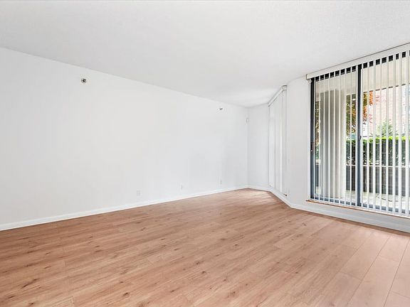 5th image of 50 E Hartsdale Ave APT 1W