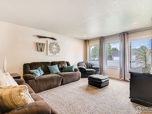 4th image of 906 Vista Ct
