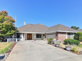 306 Walton Way, Roseville, CA