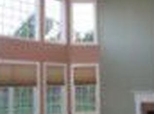 50651 Chesapeake Dr, Novi, MI