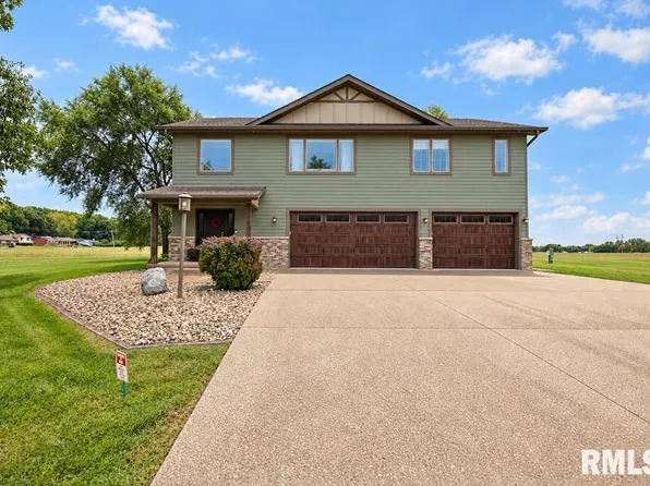 1115 Upper Spring Bay Rd, East Peoria, IL 61611
