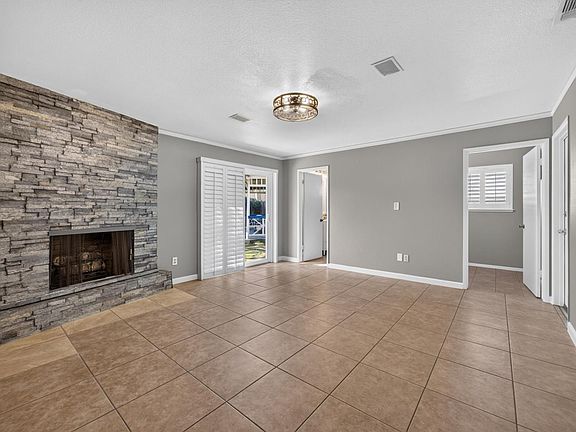 4th image of 8727 Santa Ridge Cir