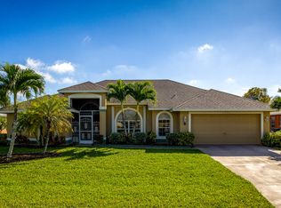 1936 NE 4th Ter, Cape Coral, FL 33909