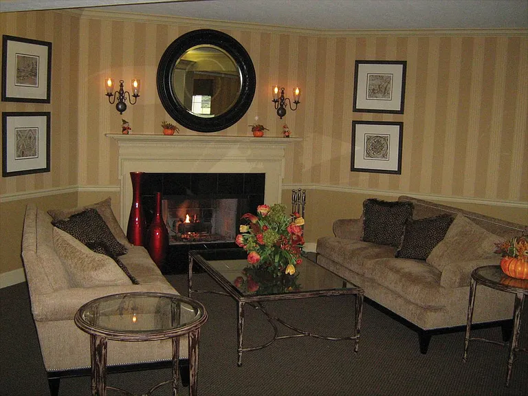 The Wellington House — Photo 10