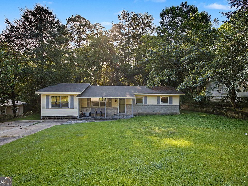 1st image of 812 Wright Dr