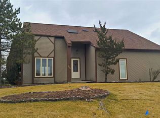 9203 Springbreeze Ct, Fort Wayne, IN 46804