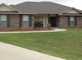 637 Cessna Dr, Pensacola, FL 32506